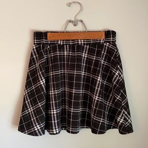 2/$10  Plaid Mini Skirt - Shein